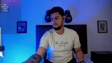    online show from April 17, 11:46 am