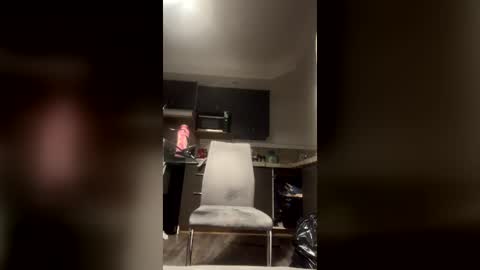ryan_stockbar online show from July 8, 2:04 am