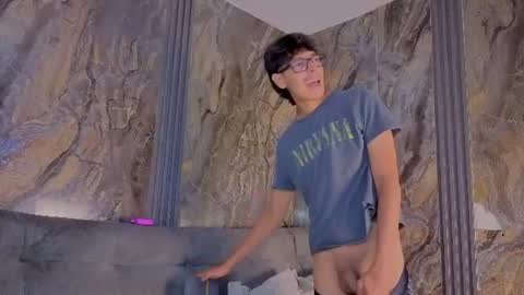 ryann_wolf online show from July 14, 4:13 pm