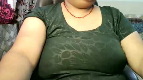 HotLovers online show from May 6, 5:41 am