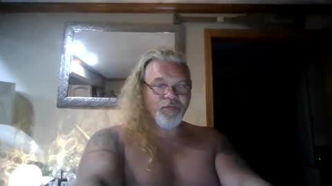 saintbeenadick online show from May 7, 3:28 am