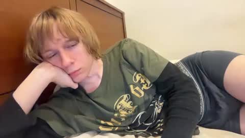 saintfawn online show from July 12, 7:05 pm