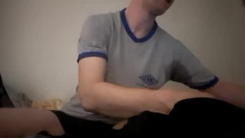 samiam381653 online show from March 8, 10:56 pm