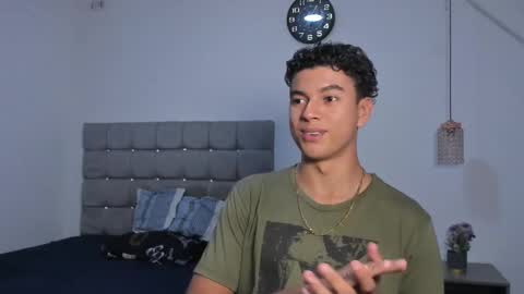 santy_stump online show from February 8, 12:05 am