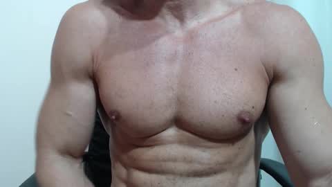 saradorj92 online show from January 15, 2:48 am