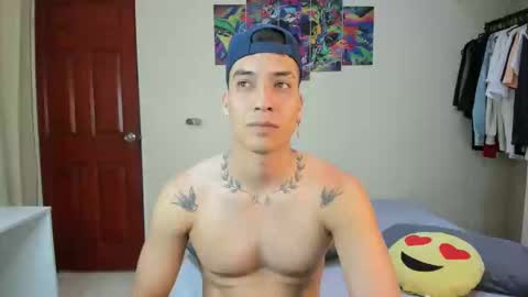 Daniel martinez - Independent model online show from February 22, 9:53 pm