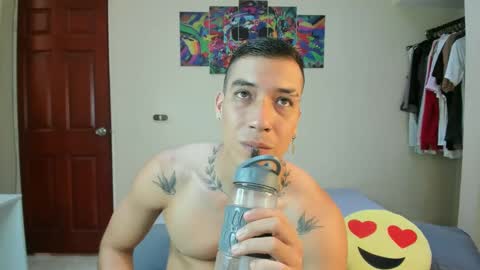 Daniel martinez - Independent model online show from December 27, 7:57 pm