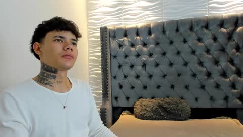 seven_turner online show from February 16, 3:59 am