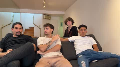 Andrea and Anna online show from April 8, 9:12 pm