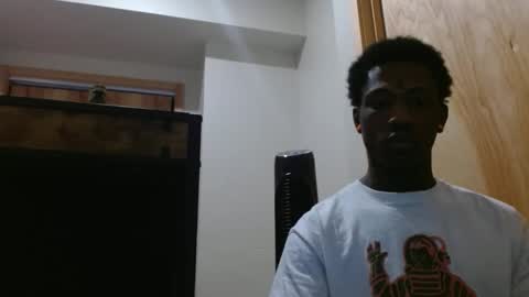 TreySexxxy online show from February 19, 12:12 pm