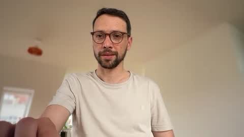 sexyleo8282 online show from June 5, 9:26 am
