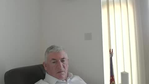 she52 online show from April 7, 12:38 pm