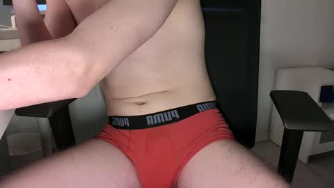 shyguy_2005 online show from May 11, 4:59 pm