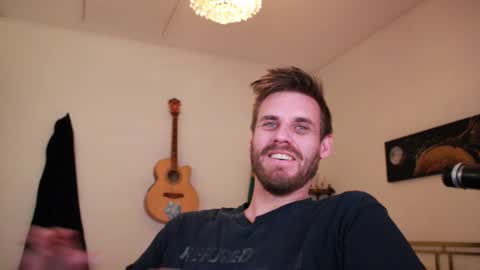 skatejocke online show from December 1, 3:15 pm