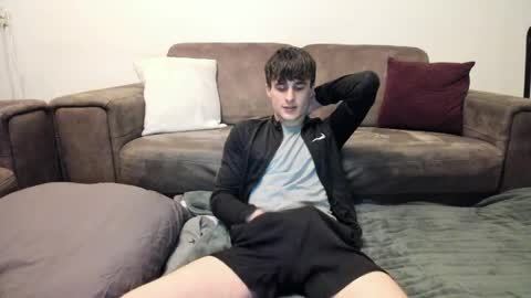 skinnyguywithbigd online show from April 13, 11:49 pm