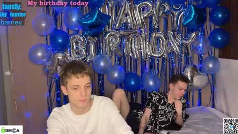 sky_hunter online show from December 17, 4:46 pm