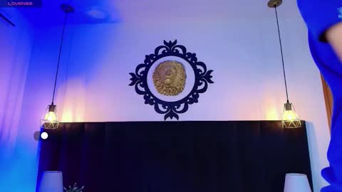 Angel online show from March 19, 8:45 pm