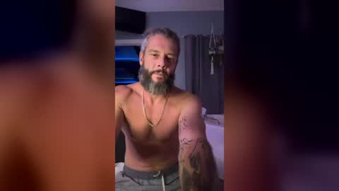slickleopard86 online show from August 9, 5:46 am