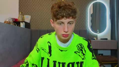 sluttsavage online show from May 3, 3:48 pm