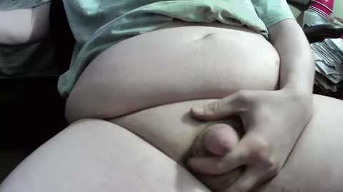 smallchubbers online show from April 8, 8:14 am