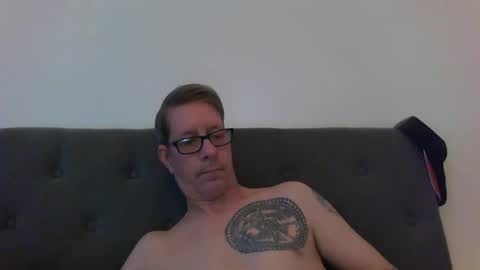 snub71 online show from April 11, 8:40 am