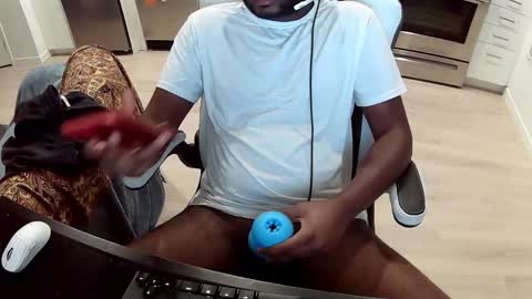 solo online show from February 20, 4:07 am