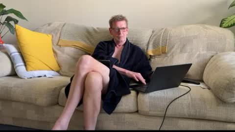 spaceman_fun online show from June 10, 4:18 pm