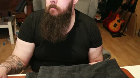 spiker90579420 online show from March 7, 4:44 pm
