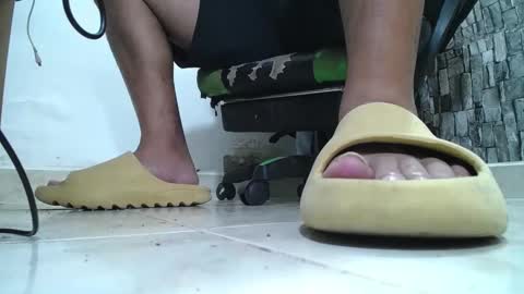 sr master cum its my old account online show from April 15, 7:58 pm