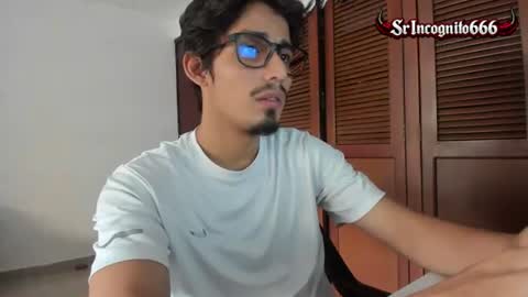 srincognito666 online show from July 4, 12:19 pm