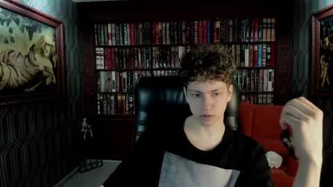 Esrefan online show from April 11, 7:50 pm