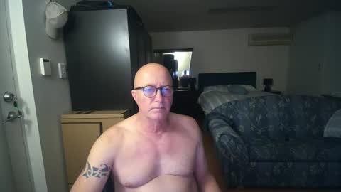 stevejohnson3367 online show from October 19, 1:36 pm