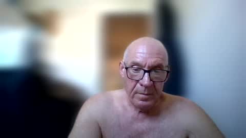 stevejons47 online show from July 9, 8:56 pm