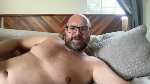 stoney8inches online show from April 13, 4:51 pm