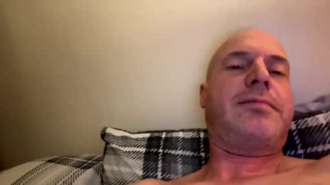 Stoodley22 online show from April 15, 7:58 pm