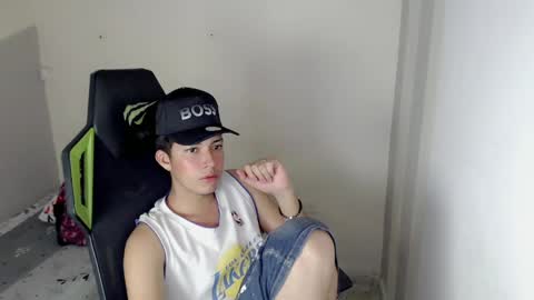 Street online show from April 12, 8:21 pm