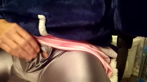 stusmith123 online show from November 25, 9:39 pm