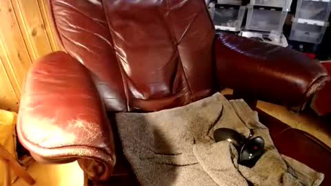 submalesluty online show from October 27, 7:21 am