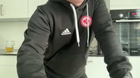 surfstar81 online show from February 1, 7:51 am