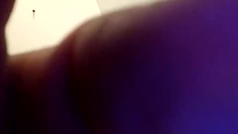 sweetbutt2400 online show from April 2, 5:38 am