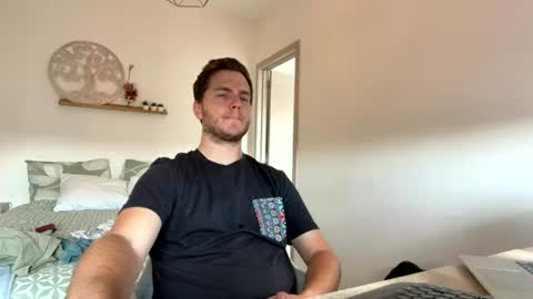syl092 online show from July 14, 3:29 pm