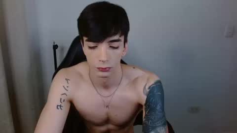 takeru___ online show from March 17, 8:33 pm