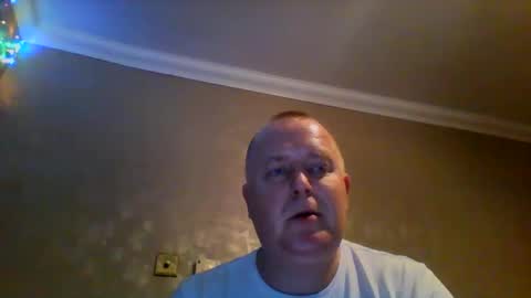 tarasan123 online show from January 1, 7:20 am