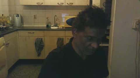 Genaro Thode online show from September 26, 11:46 pm