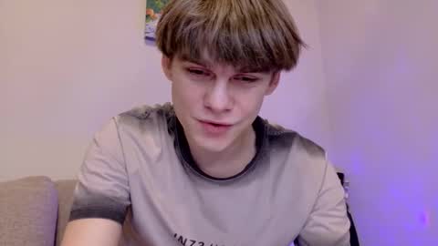 tasteithorny online show from April 7, 9:37 pm