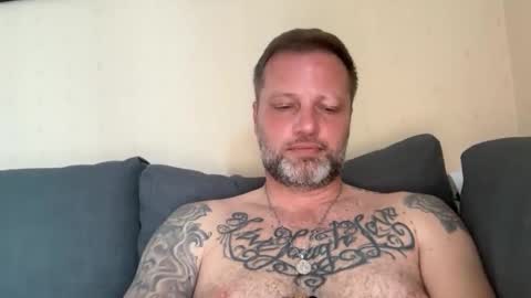 tattoomanforgirls online show from May 24, 6:14 pm