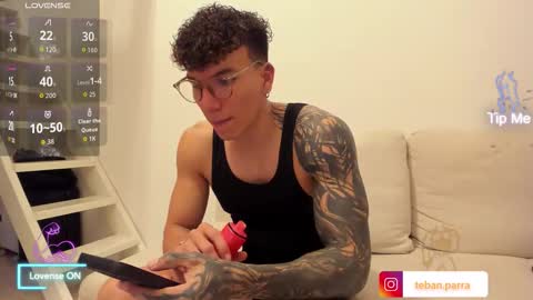 Esteban online show from March 26, 5:17 pm