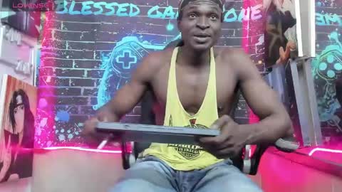 terranze_z online show from April 13, 11:33 am