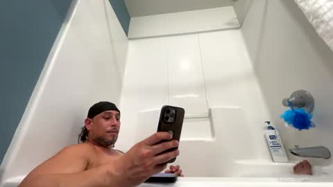 LoveHateLust online show from September 30, 10:57 pm