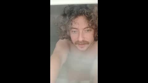 thatguy695973 online show from April 18, 9:25 pm